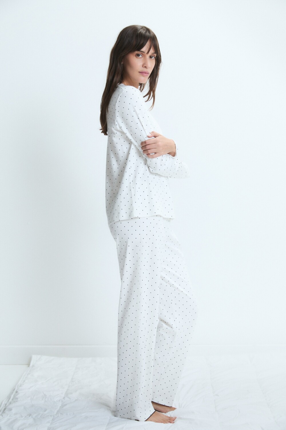 PIJAMA DOTS Off White