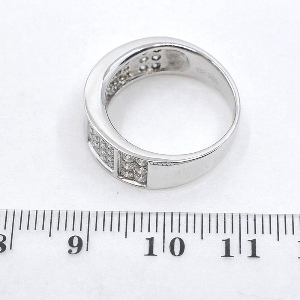 Anillo En Oro Blanco Y Brillantes Anillo En Oro Blanco Y Brillantes