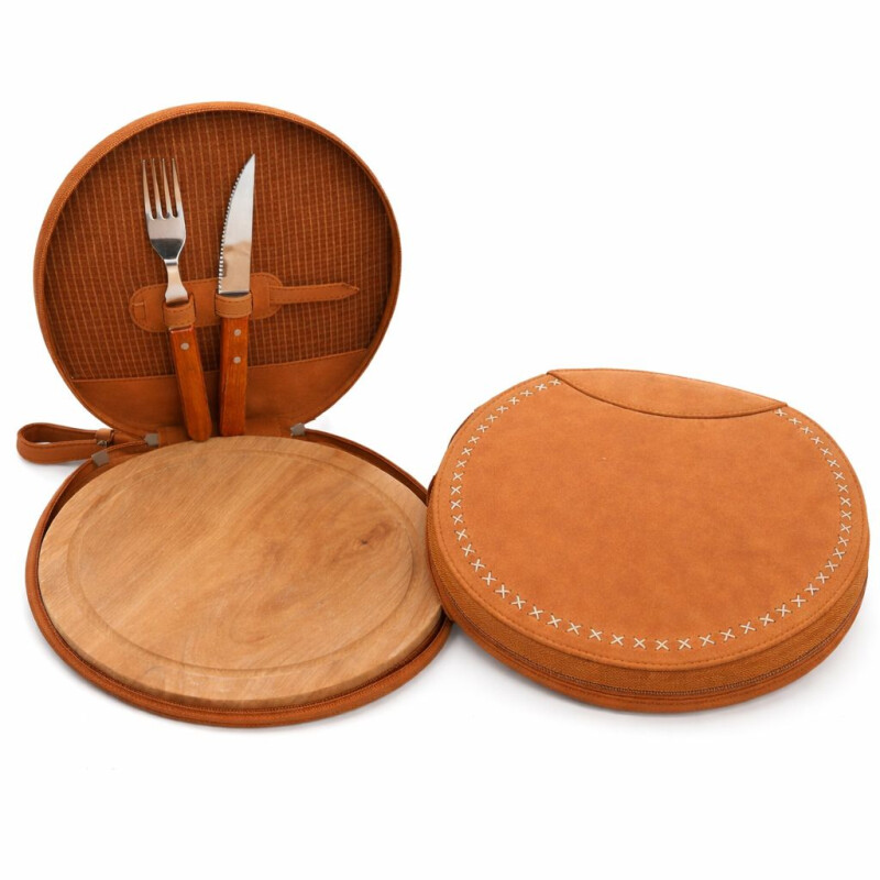 Set Parrillero con Tabla de Madera Cubiertos y Estuche Marrón Claro