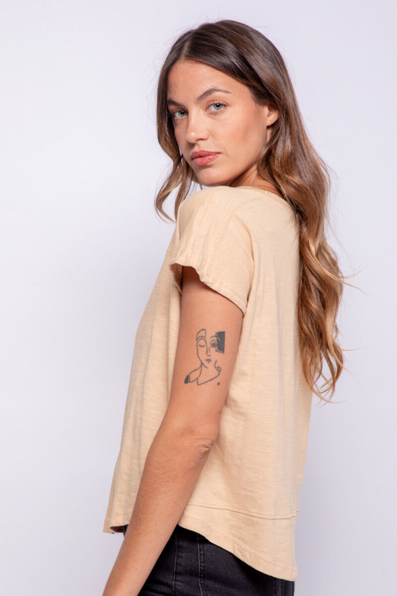 REMERA FANCINE Beige