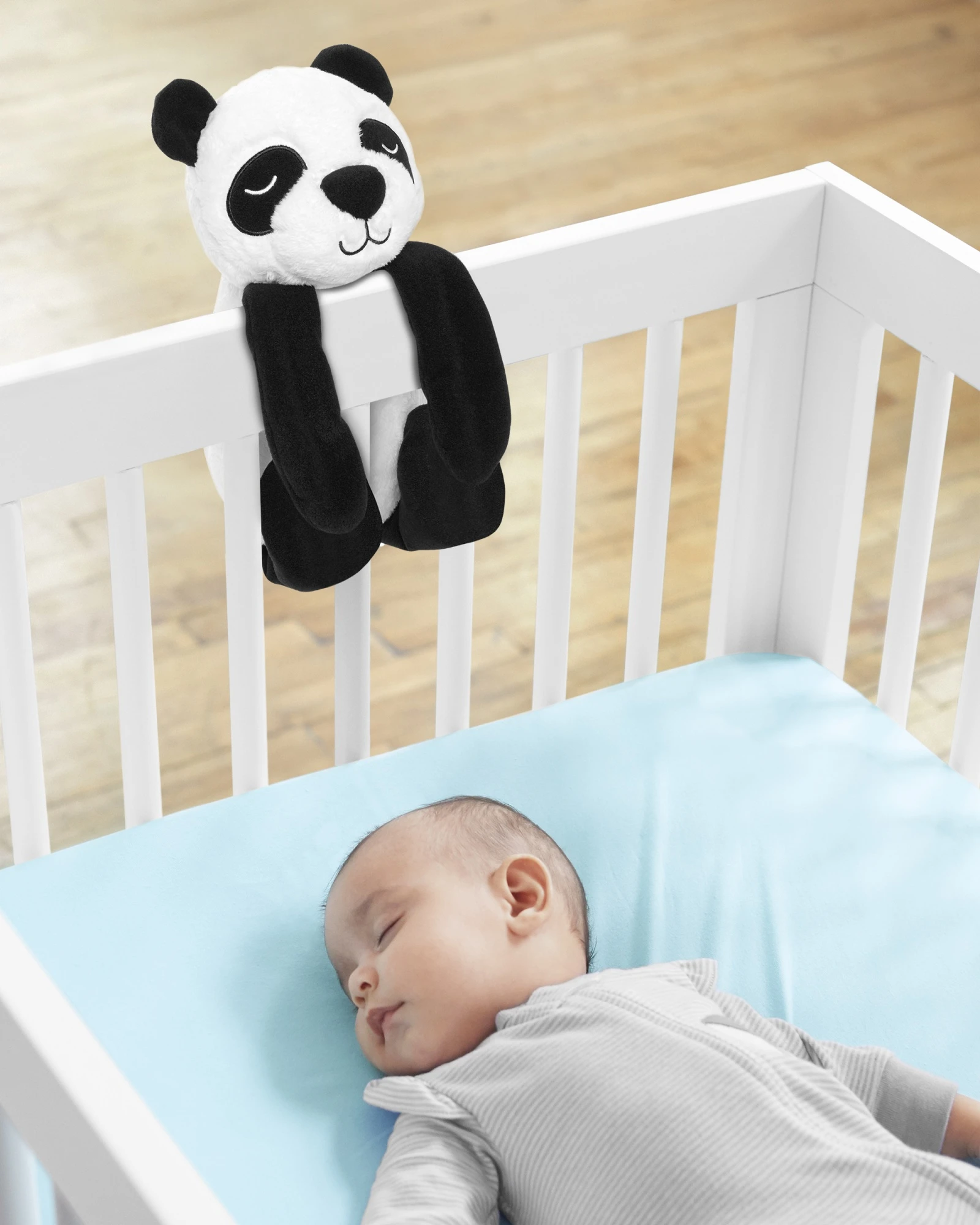 Peluche arrullador con activación por llanto, diseño panda Peluche arrullador con activación por llanto, diseño panda