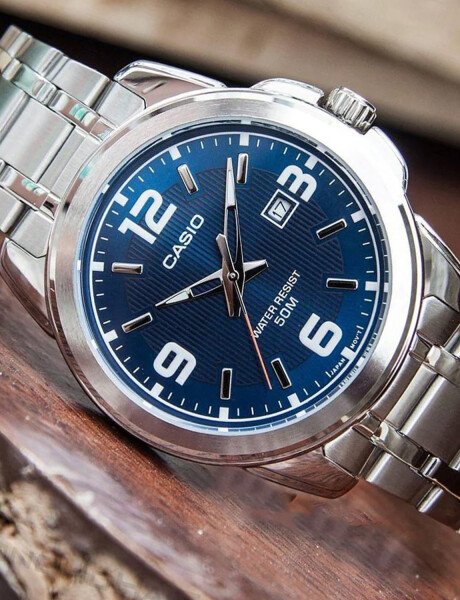 Reloj Análogo Casio MTP-1314D Resistente Al Agua Azul