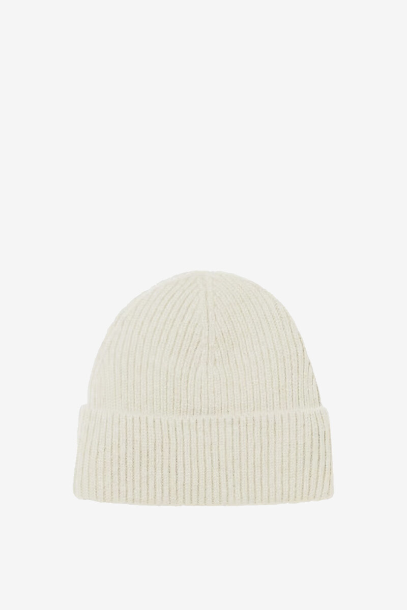 GABE BEANIE Crudo