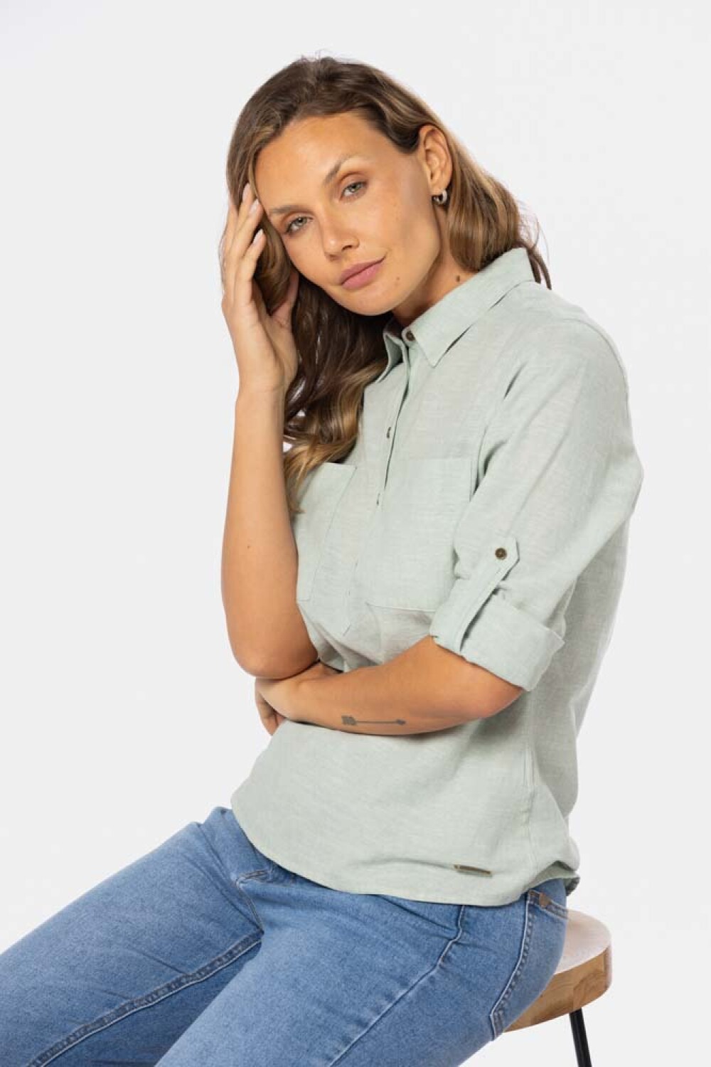 CAMISA DE LINO MEDIO BOTÓN Verde