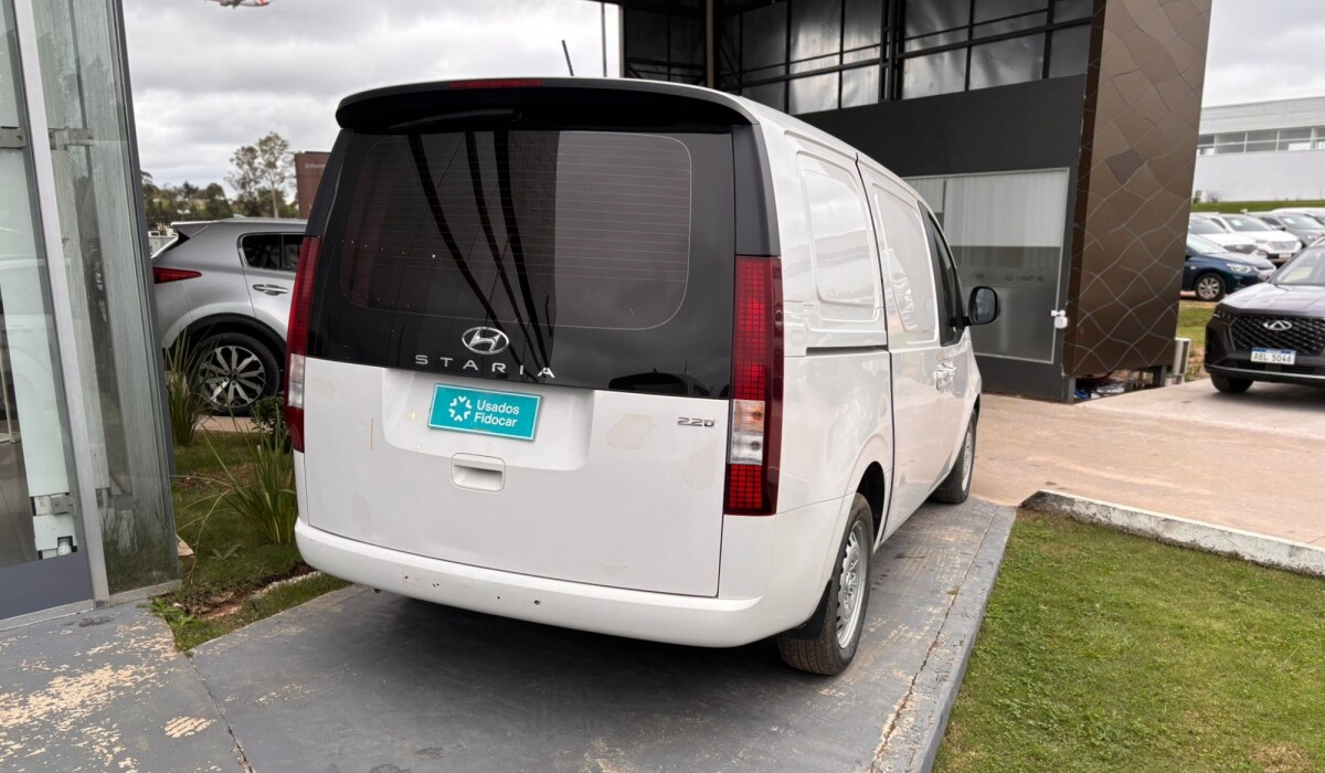 Hyundai Staria 2.2 Diesel Furgon - 2024 Hyundai Staria 2.2 Diesel Furgon - 2024
