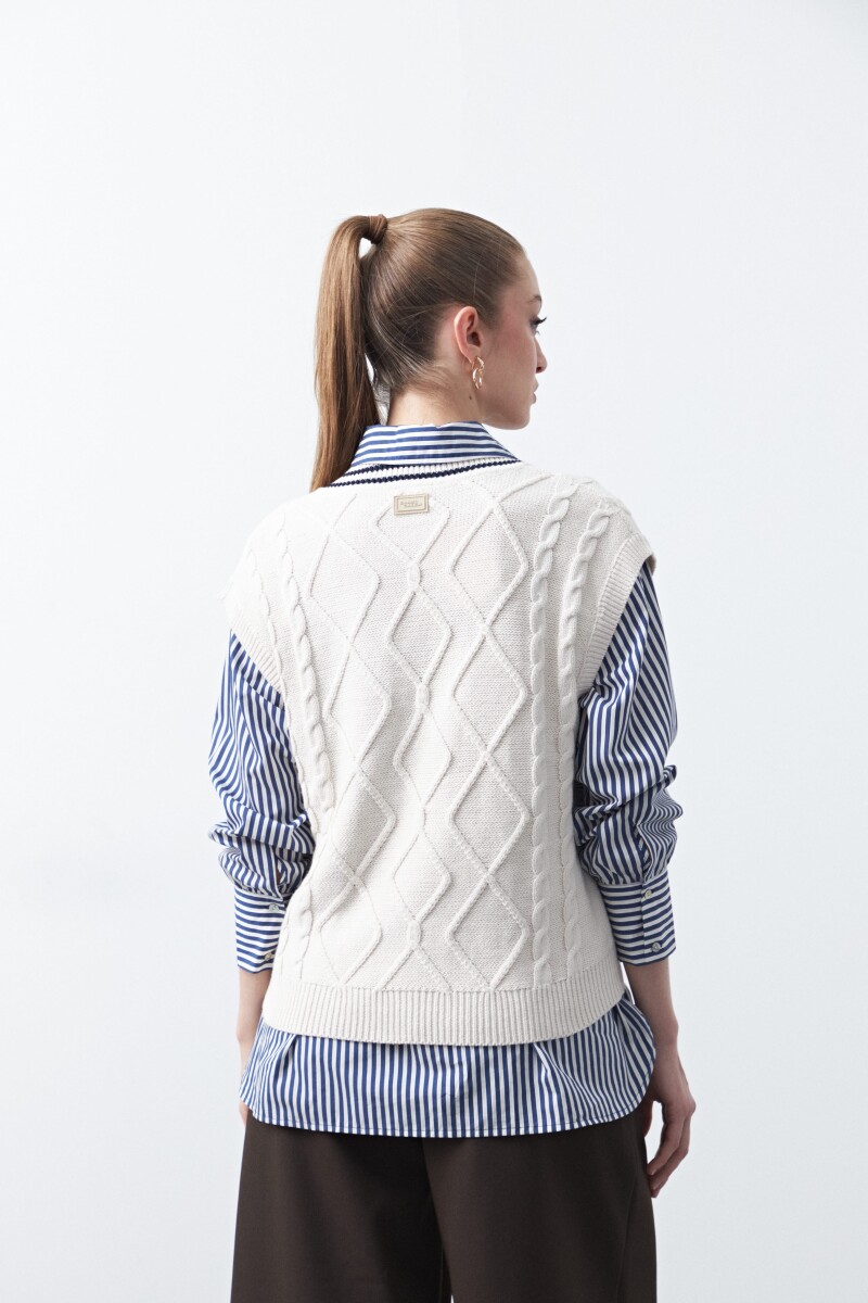 CHALECO ANTLIA Crudo