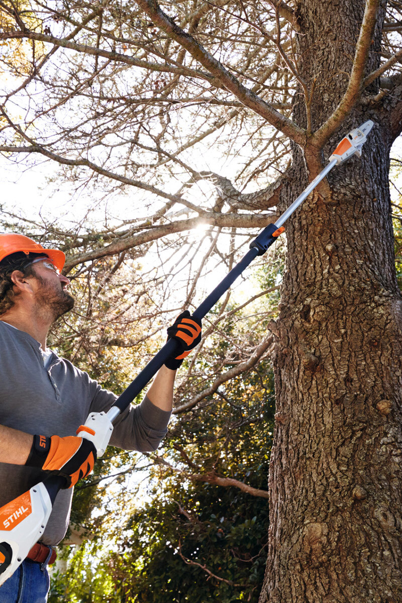 Podadora De Altura Sierra Stihl HTA 50 Con Bateria Y Cargador Podadora De Altura Sierra Stihl HTA 50 Con Bateria Y Cargador