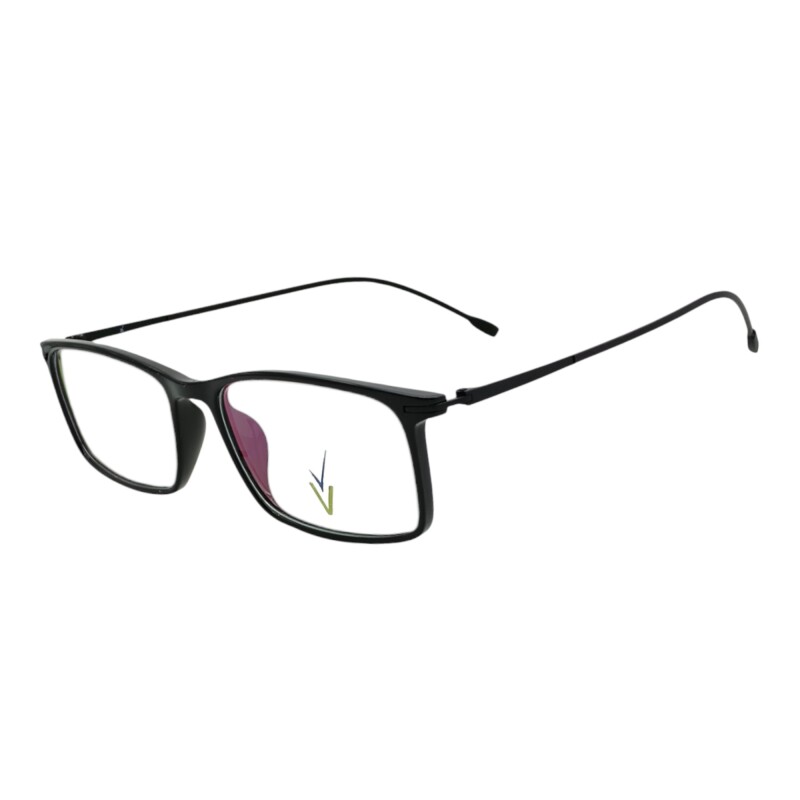 VV113520 negrouniforme