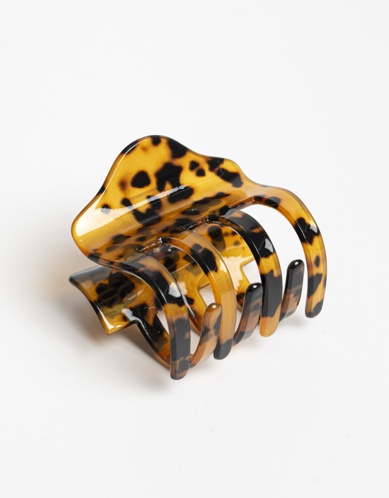 Broche Acrilico Marron Carey