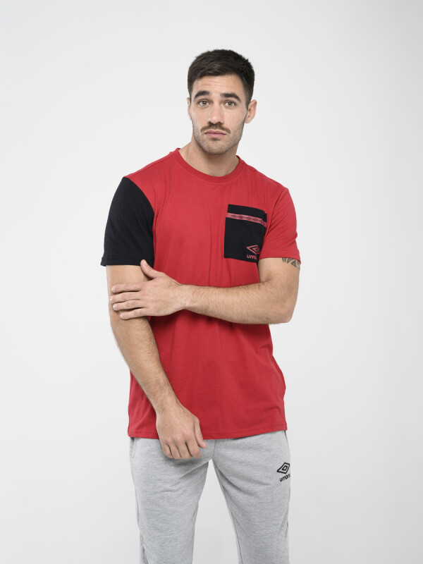 Remera Pocket Umbro Hombre Roj