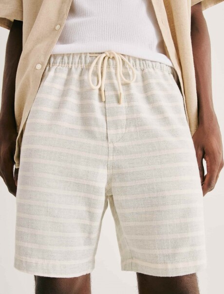 BERMUDA CON BOLSILLOS BEIGE