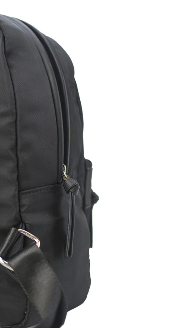 MOCHILA JEREZ NEGRO