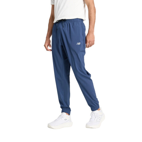 PANTALÓN NEW BALANCE ESSENTIALS WOVEN JOGGER NAVY BLUE