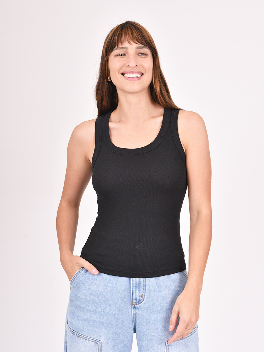 MUSCULOSA GAROE - NEGRO 