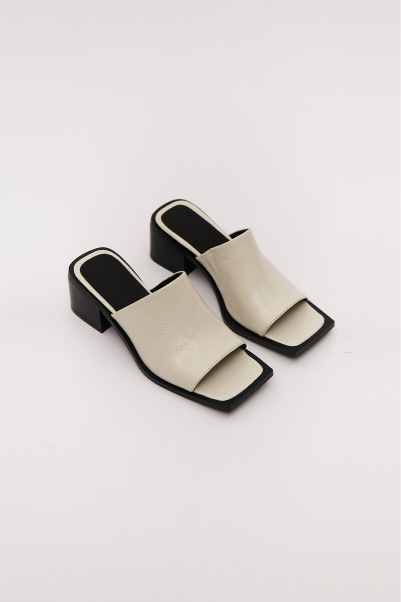 Sandalia Clover Natural