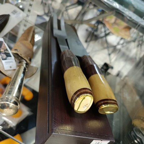 SET SCHMIEDEN CUCHILLO Y TENEDOR TRINCHAR 18CM CAR MADERA JUE103 SET SCHMIEDEN CUCHILLO Y TENEDOR TRINCHAR 18CM CAR MADERA JUE103