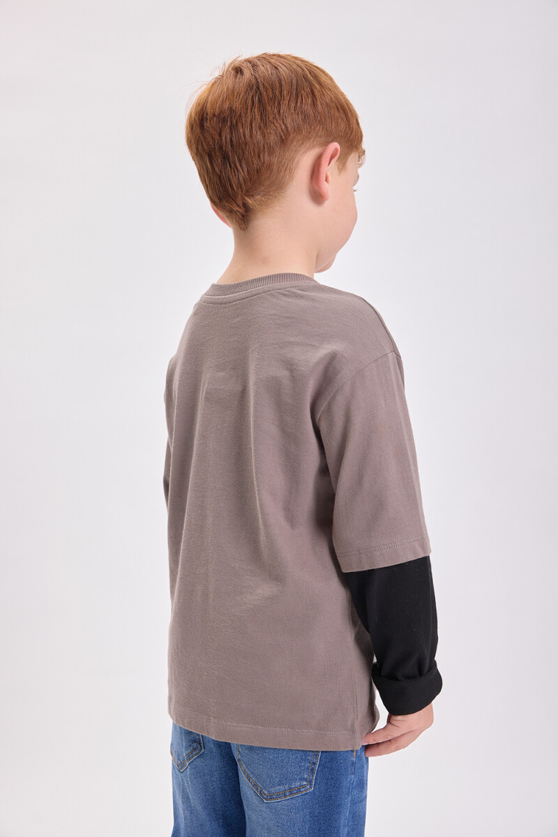 Remera doble manga Crudo