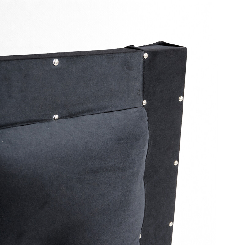 Respaldo De Sommier 2 Plazas 150 x 120cm Relleno Con Guata Forrado En Suede Negro Respaldo De Sommier 2 Plazas 150 X 120cm Relleno Con Guata Forrado En Suede Negro