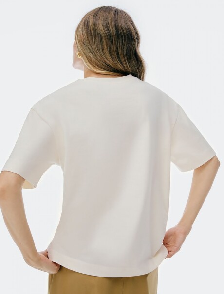 CAMISETA CON ESTAMPA MODELO OVERSIZE BEIGE