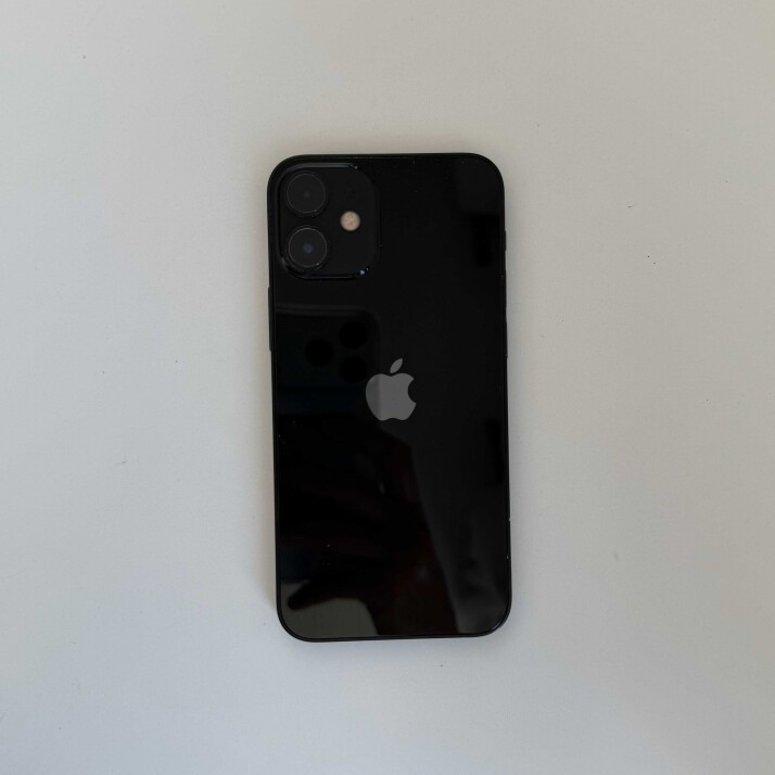 iPhone 12 Mini 64GB - Black iPhone 12 Mini 64GB - Black