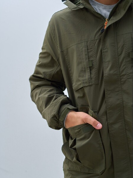 PARKA OXX 8853 BOLS. TAPA VERDE