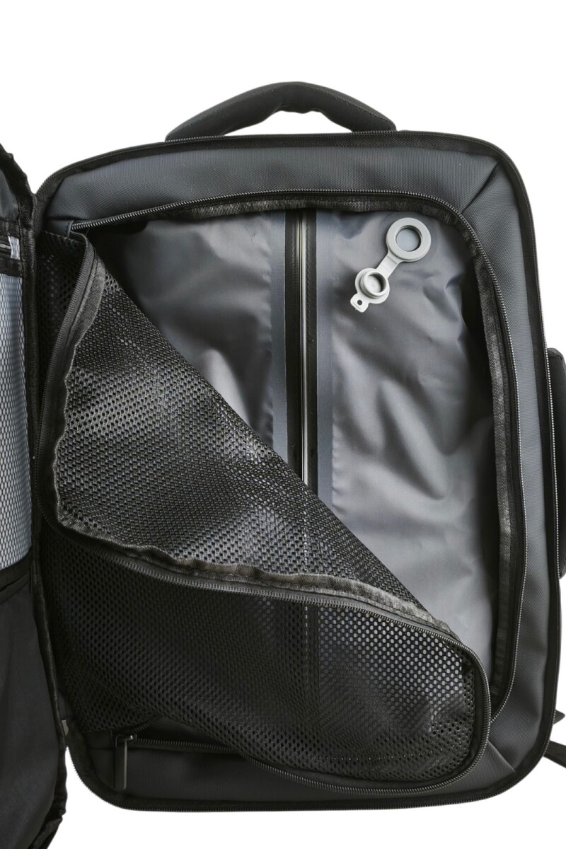 Kit de mochila y carry on para viaje Kit de mochila y carry on para viaje