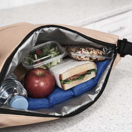 Lunchera térmica 6L con asa y correa para colgar 23x14x20cm Camel