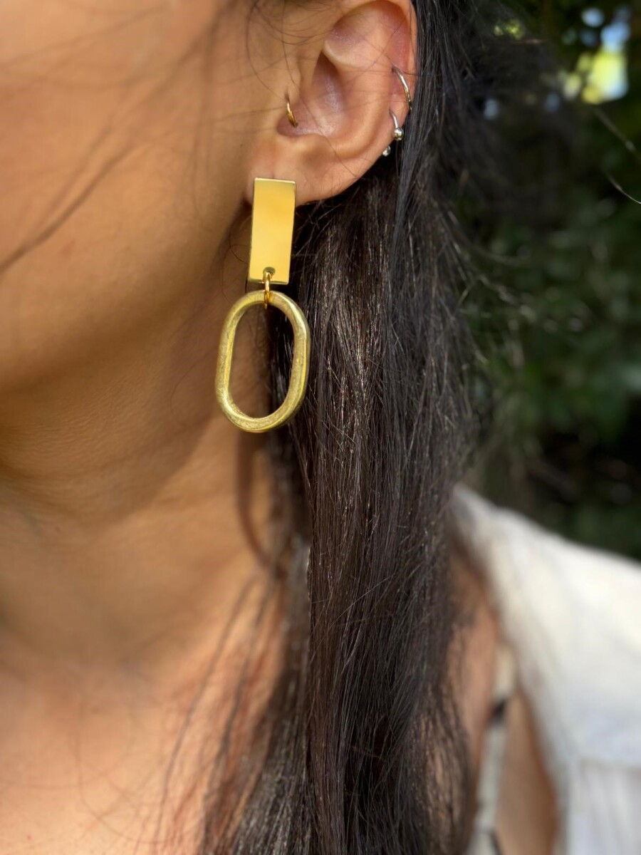 Mini Oval Earrings - Dorado 