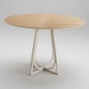MESA COMEDOR REDONDA - TAPA MADERA CLARA CON PIE EN METAL BLANCO OPACO MESA COMEDOR REDONDA - TAPA MADERA CLARA CON PIE EN METAL BLANCO OPACO