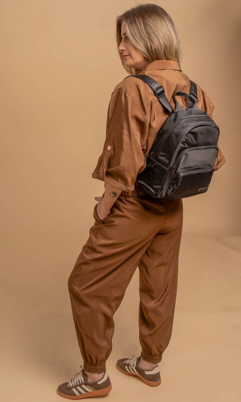 MOCHILA FLOR DE LOTO NEGRO