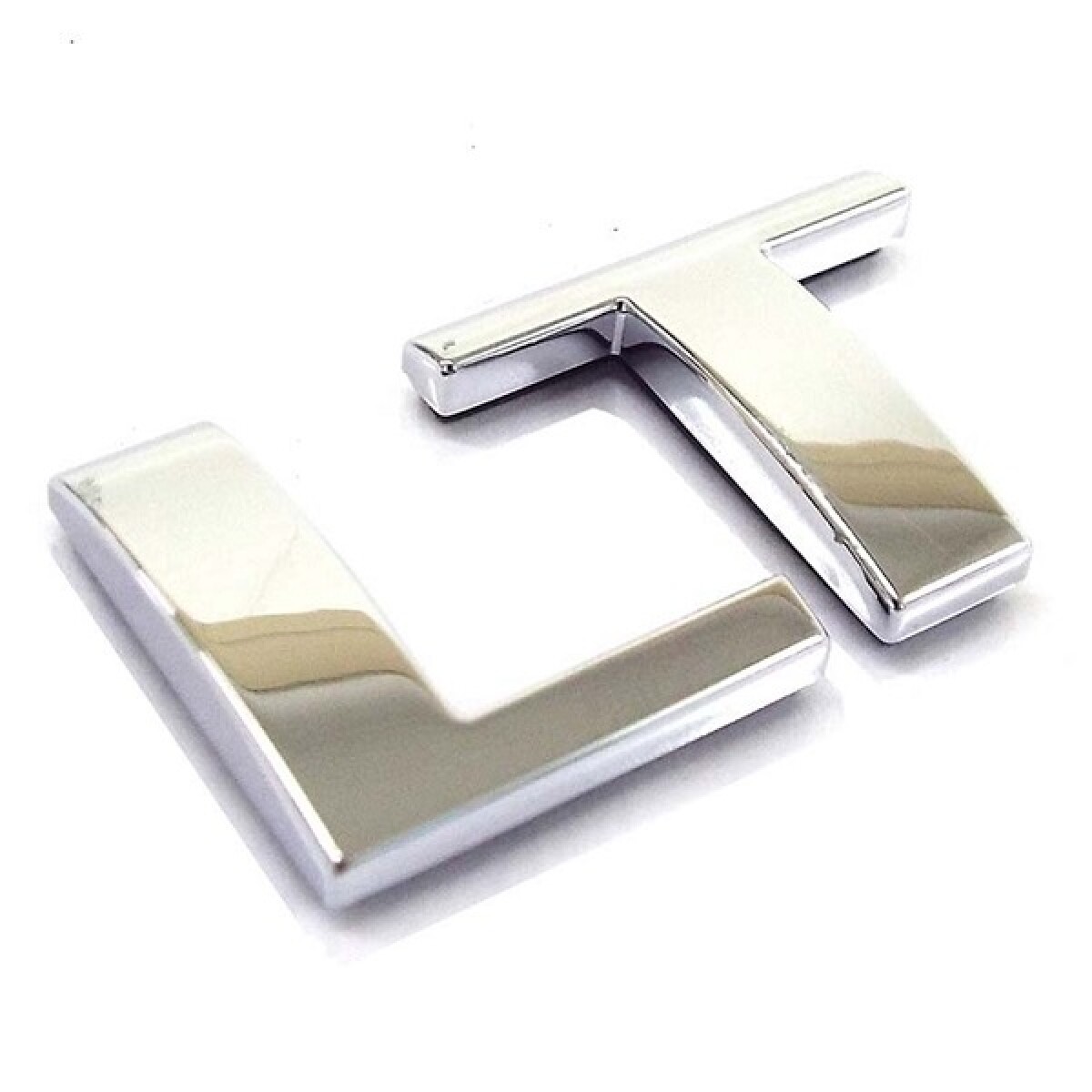 EMBLEMA "LT" CROMADO - AGILE / CELTA / CORSA 