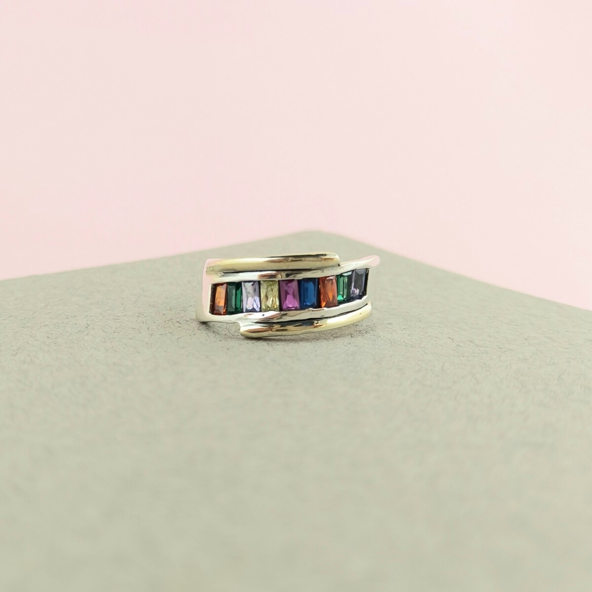 Anillo de plata 925 y double en oro 18 ktes con circonias, RAINBOW. 