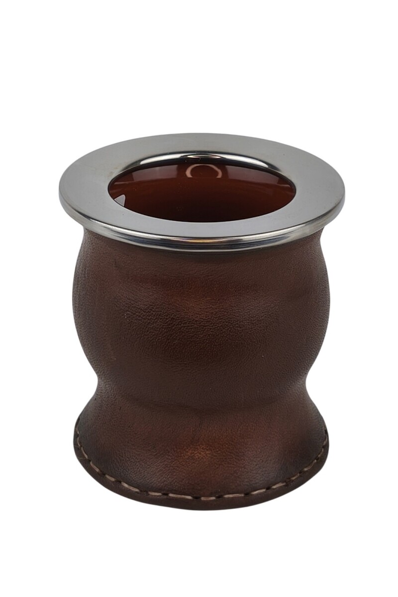 Mate de ceramica forrado en cuero tipo copa Marrón
