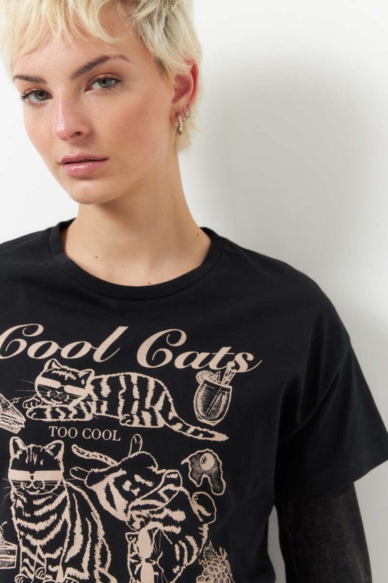 REMERA COOL CATS Negro