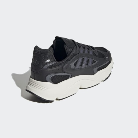Championes Adidas Ozmillen Negro