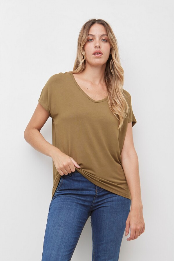 Remera Modal OLIVA