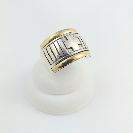 Anillo de plata 925 y doublé de oro 18ktes. Modelo, Zarauz. Anillo de plata 925 y doublé de oro 18ktes. Modelo, Zarauz.