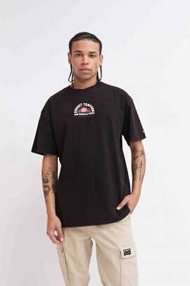 REMERA NERJA NEGRO