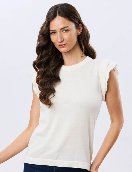 REMERA TEJIDA CON VOLADO Blanco