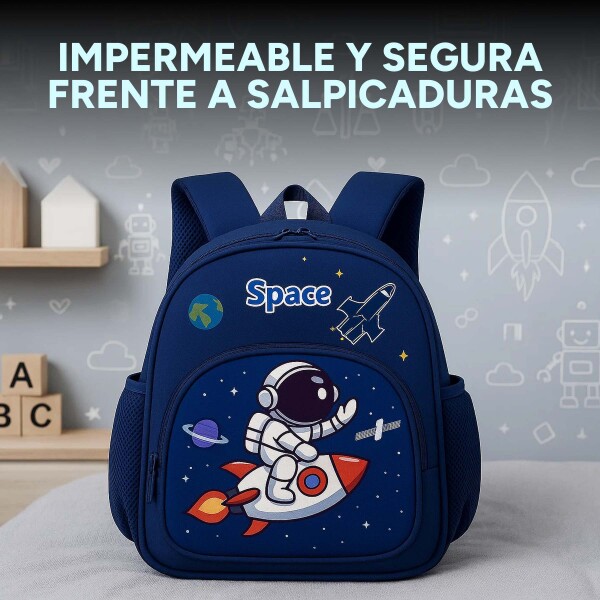 Mochila Escolar Reforzada 33x24cm 2 Bolsillos Astronauta Color Azul
