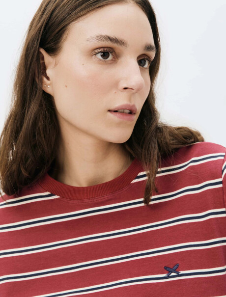 CAMISETA A RAYAS EN MANGA LARGA BORDEAUX