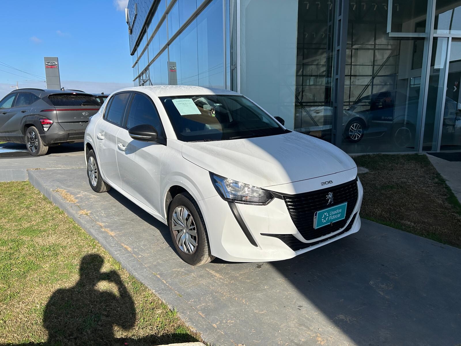 Peugeot 208 Like Pack 1,2 - 2022 