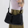 Cartera morral bolsillos al frente tipo cargo Black