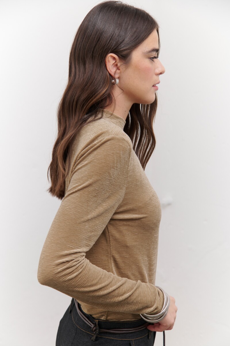 POLERA VELVET BEIGE