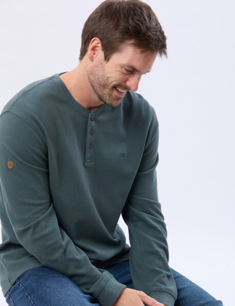 REMERA TEXTURADA DE ALGODÓN VERDE