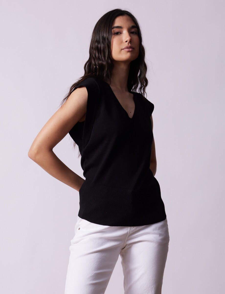 Buzo Escote V - Negro 