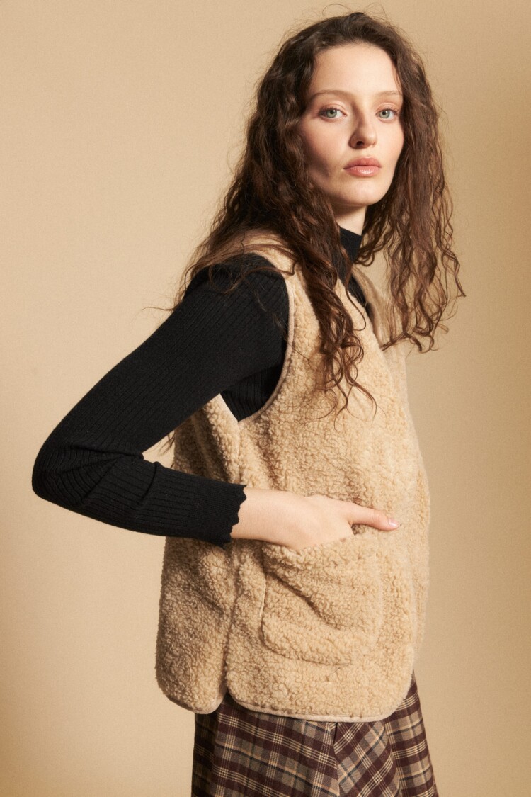 CHALECO DEMPSIE Beige