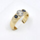 Anillo En Oro 18K Con Brillante Central Y 2 Zafiros Anillo En Oro 18K Con Brillante Central Y 2 Zafiros