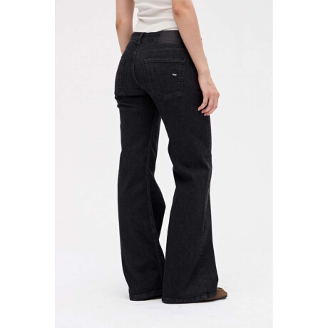 Jean Giodi Black II I26