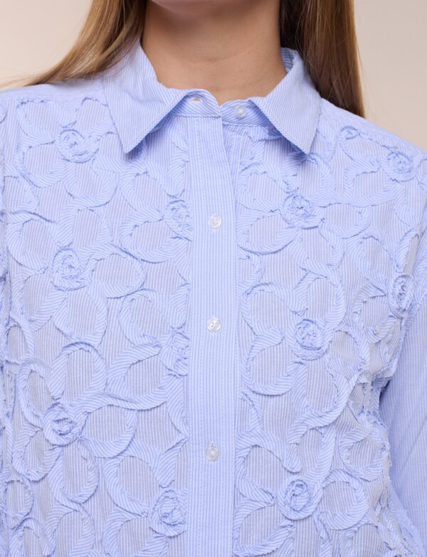 Camisa Relieve Floral CELESTE